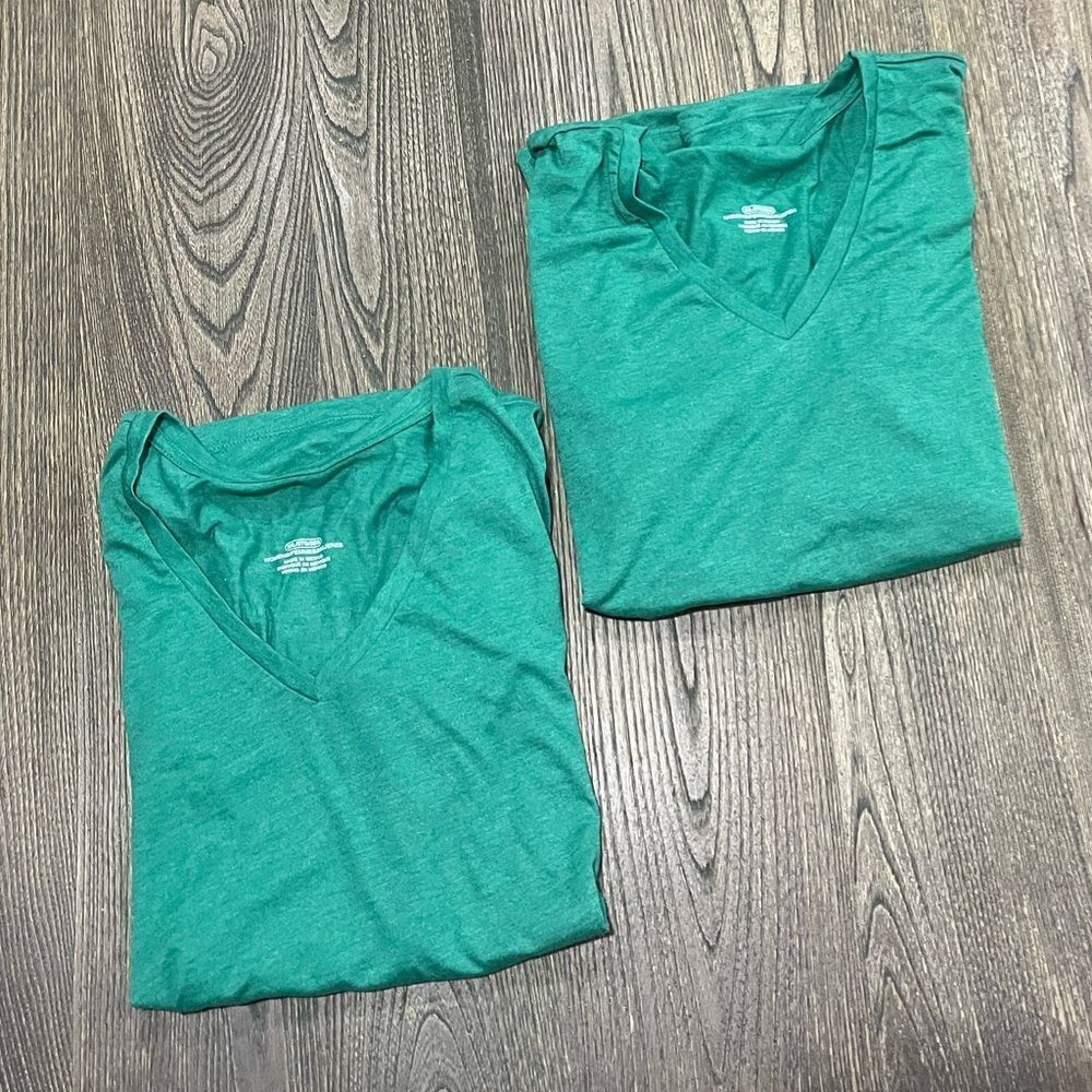 NWOT 2 Pack Womens Shirts V-Neckline Short Sleeve Pullover Green Size 3XL